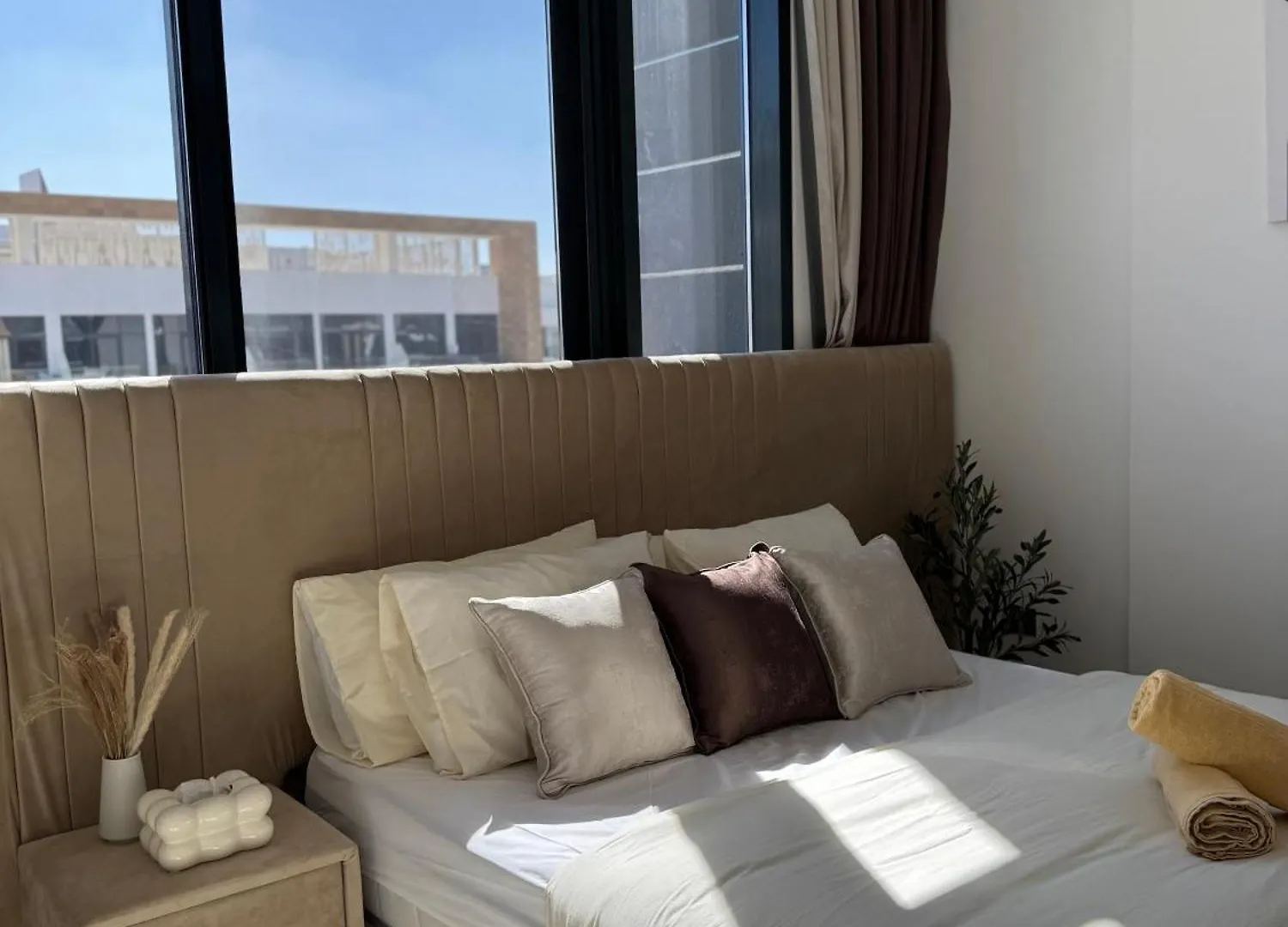 Azizi Riviera, Meydan, Dubai Apartment